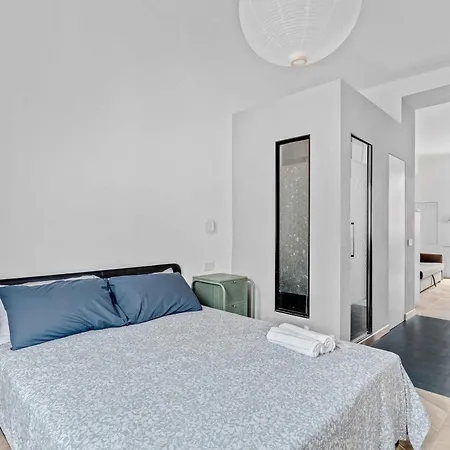 Ven54 -loreto - Duomo- Modern - - Bright * Milaan